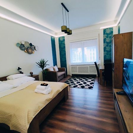 Central Palace Apartman Debrecen Eksteriør bilde