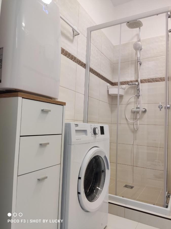 Central Palace Apartman Debrecen Eksteriør bilde