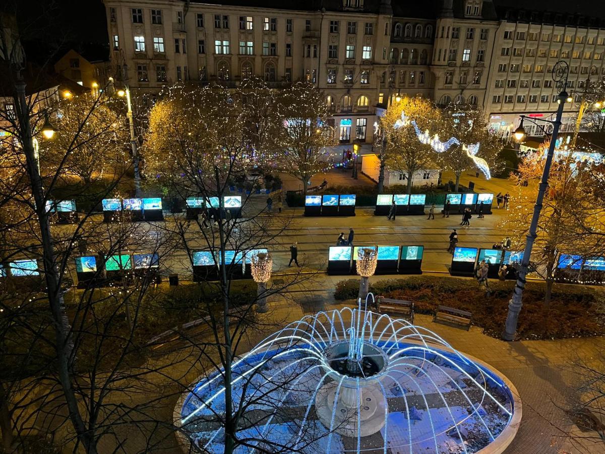 Central Palace Apartman Debrecen Eksteriør bilde
